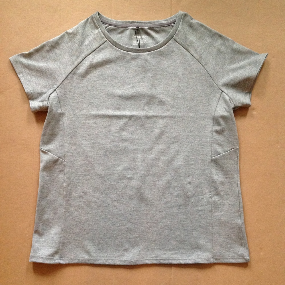 Workout Top - Picture 4 of 7
